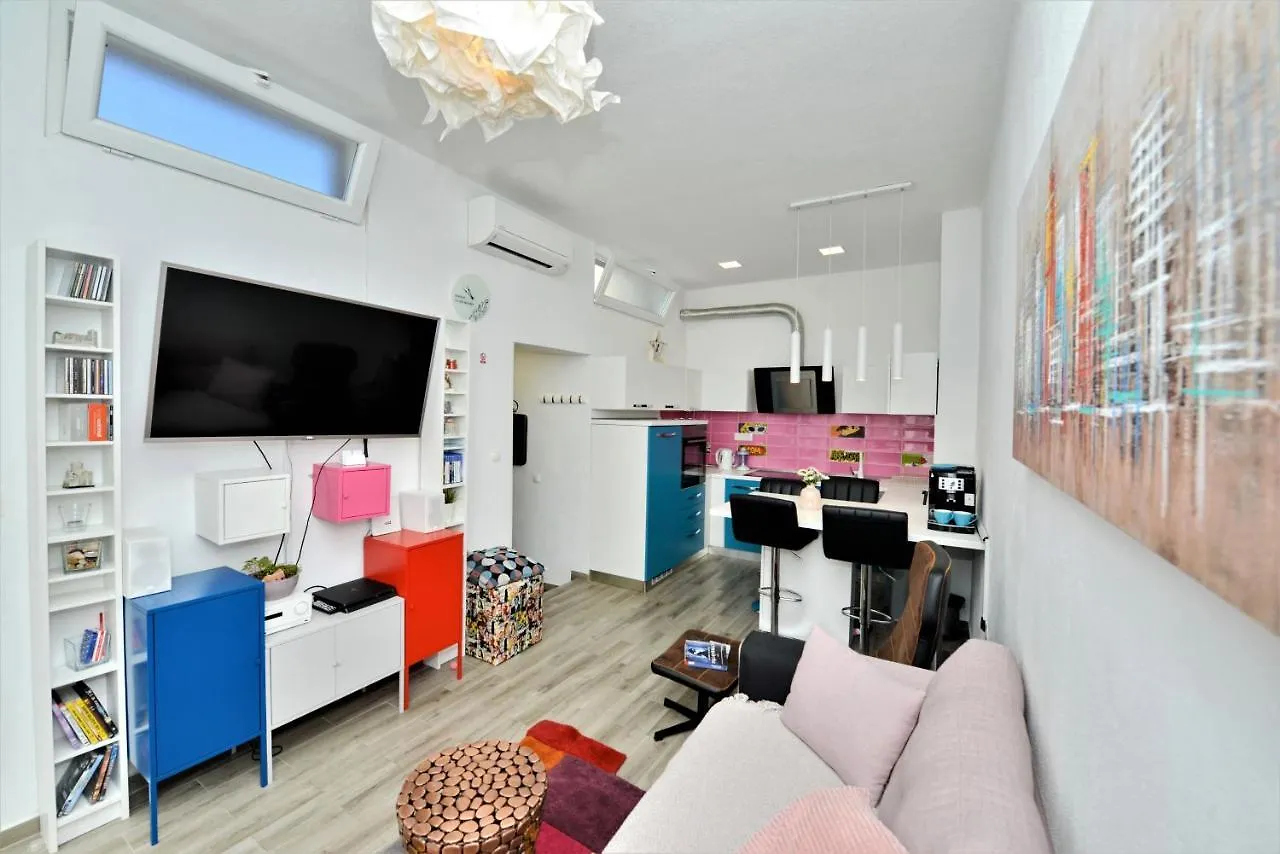 Pop&Rock Holiday House Zadar 0*,