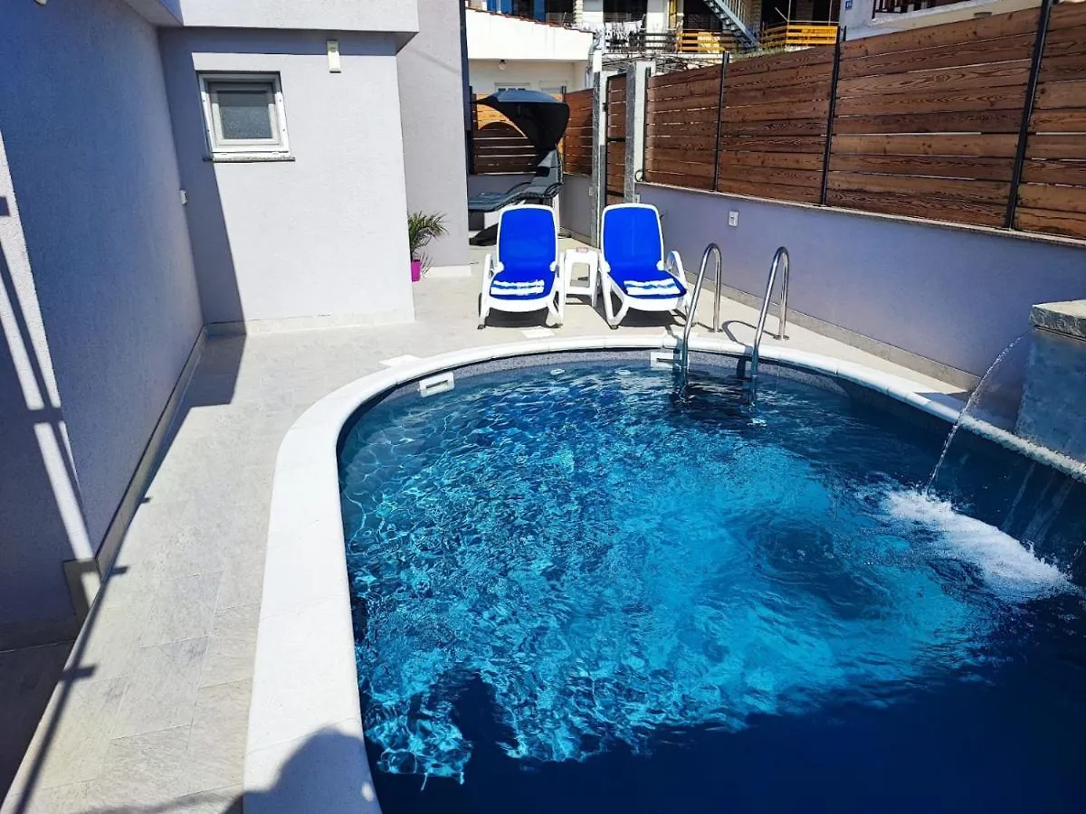 Pop&Rock Holiday House Zadar 0*,